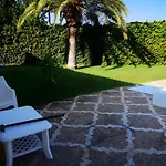 Chalet Con Jardin, Piscina Privada Y Parking