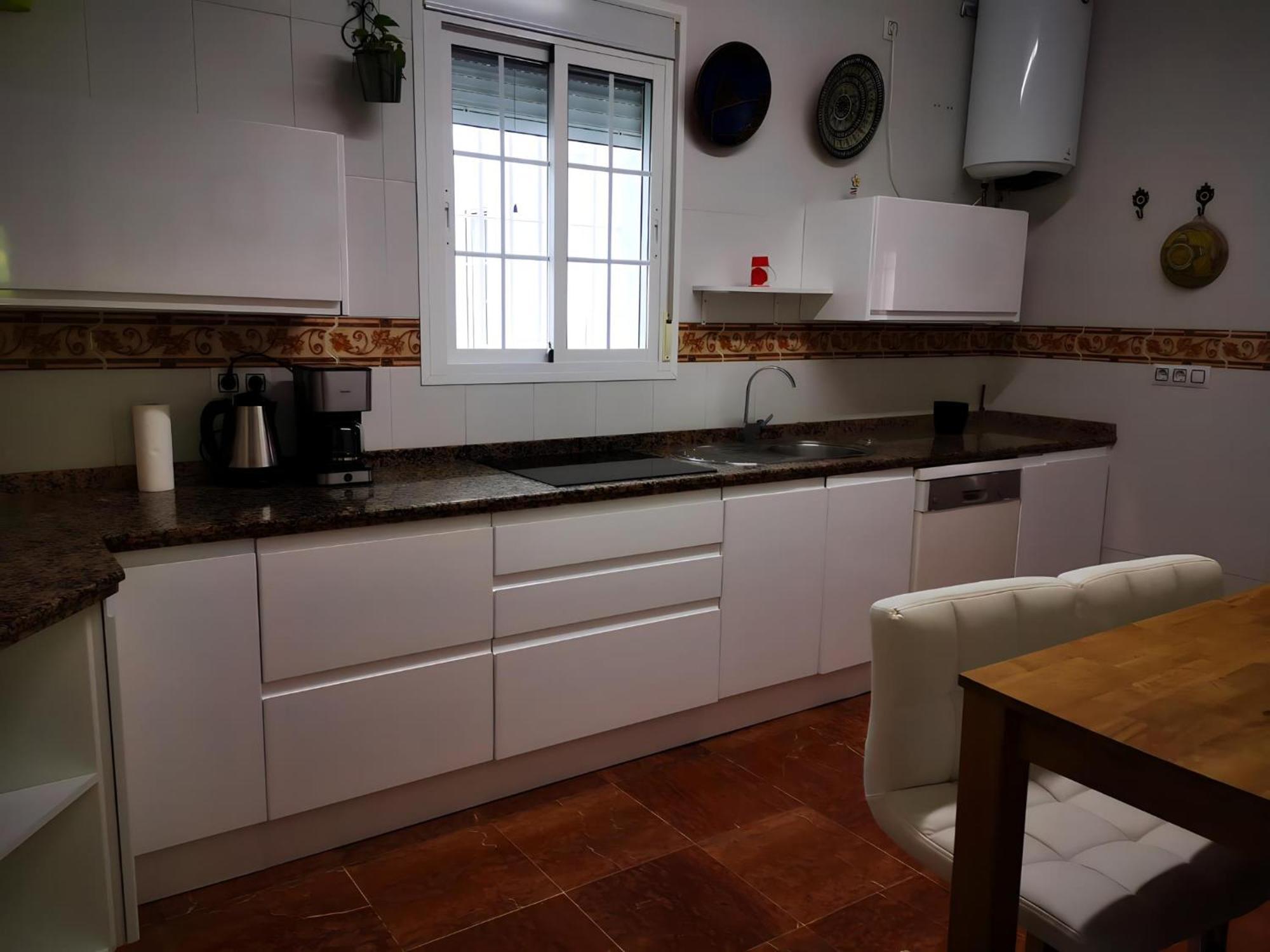 Con Jardin, Piscina Privada Y Parking Séville
